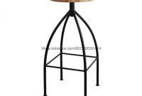 Kursi Bar Kaki Rangka Besi Hitam, Kursi Bar Sandaran Jari Jari Cat Duco, Kursi Bar Sandaran Motif Anyaman, Kursi Bar Minimalis Lengkung IK KB-030, Kursi Bar Model Koboi, Kursi Bar Stool Model Bundar Cat Duco,