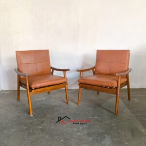 Kursi Sofa Single Kayu Jati Jok Kulit Asli Kursi Sofa Single Kayu Jati Jok Kulit Asli